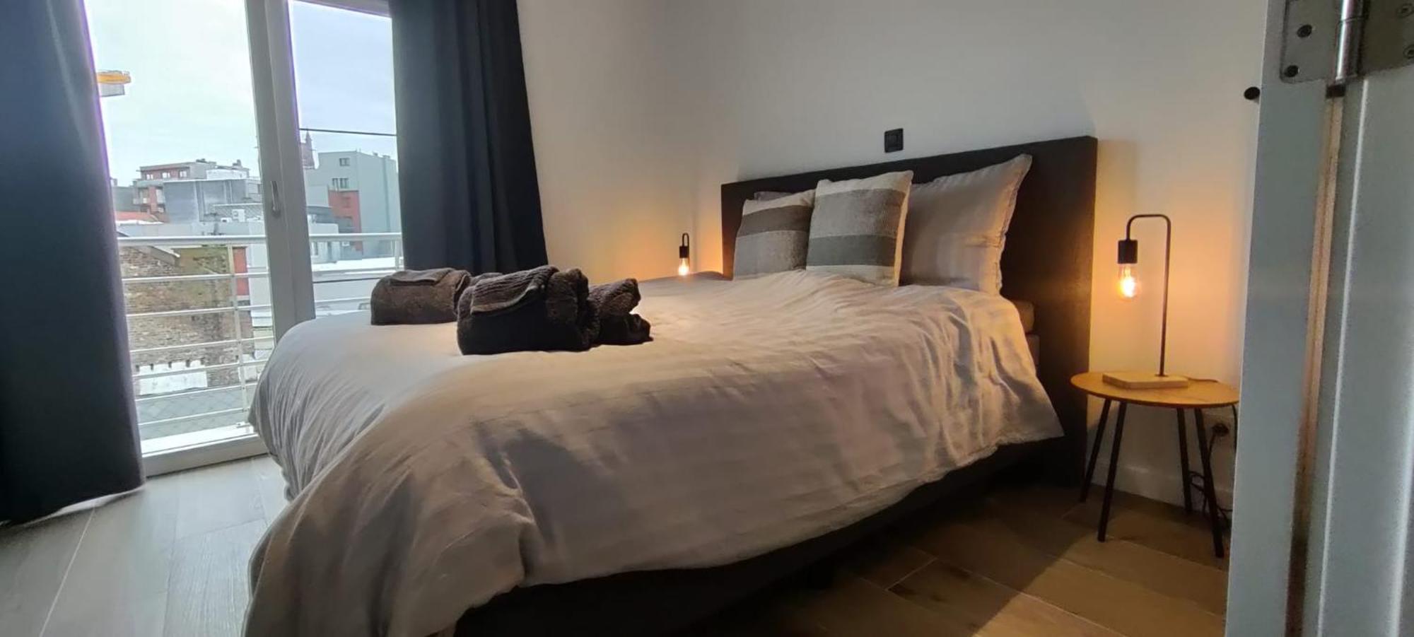 Luxueus, Ruim Appartement Op 350M Van Het Strand Ostende Exteriér fotografie